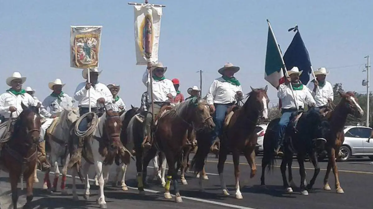 CABALGATA SN JUDAS NOTA PALOMA  (8)